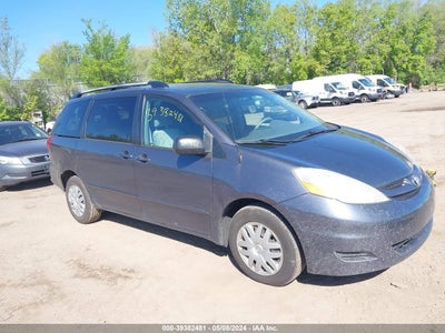 TOYOTA SIENNA 2009