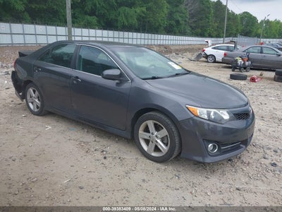 TOYOTA CAMRY 2013