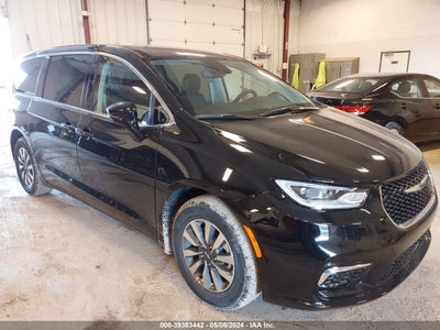 CHRYSLER PACIFICA HYBRID 2024