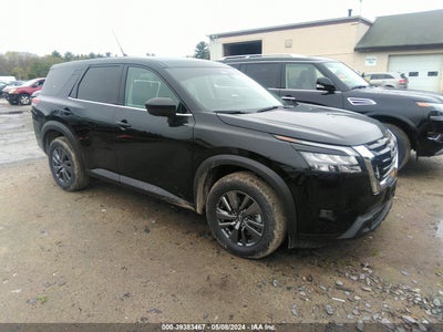 Nissan Pathfinder 2024