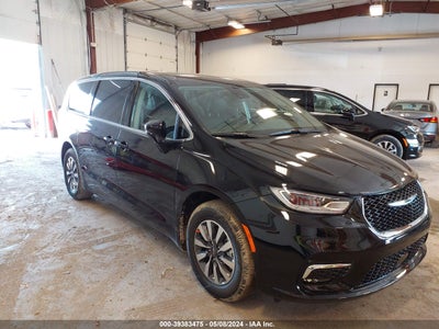 Chrysler Pacifica 2024