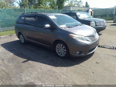 TOYOTA SIENNA 2011