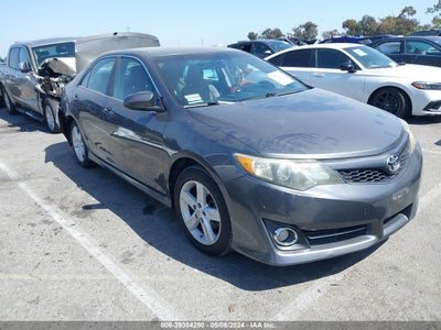 TOYOTA CAMRY 2013