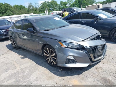 Nissan Altima 2021