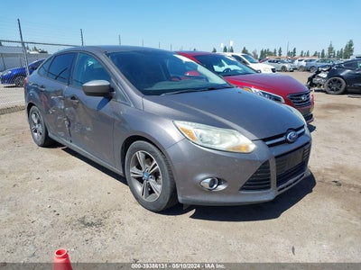 FORD FOCUS SE 2012
