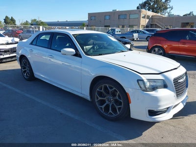 CHRYSLER 300 2018