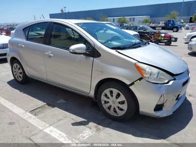 TOYOTA PRIUS C 2012