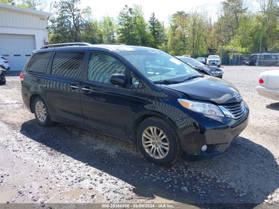 TOYOTA SIENNA 2014