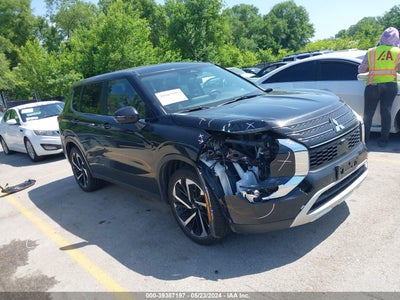 MITSUBISHI OUTLANDER 2023
