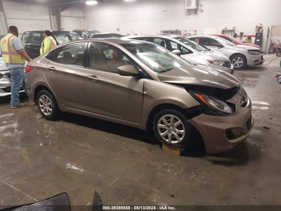 HYUNDAI ACCENT 2013