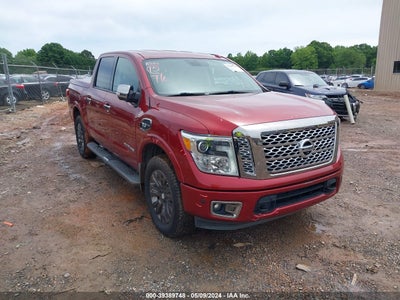 NISSAN TITAN 2017