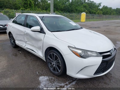 TOYOTA CAMRY 2016