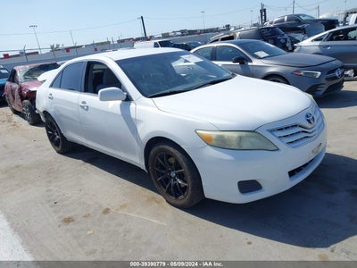 TOYOTA CAMRY 2011