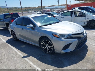 TOYOTA CAMRY 2019