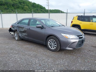 TOYOTA CAMRY 2016