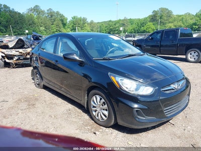 HYUNDAI ACCENT 2013
