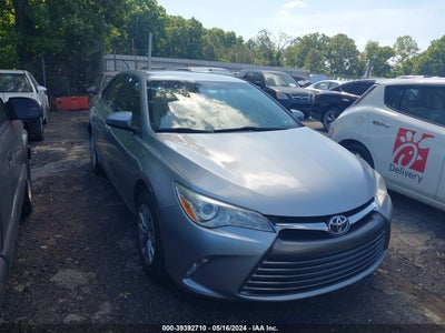 TOYOTA CAMRY 2016