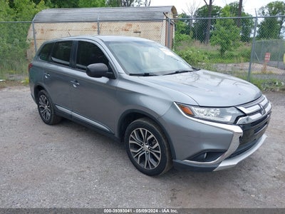 MITSUBISHI OUTLANDER 2016