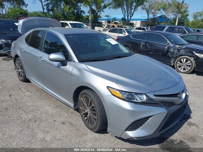 TOYOTA CAMRY 2020