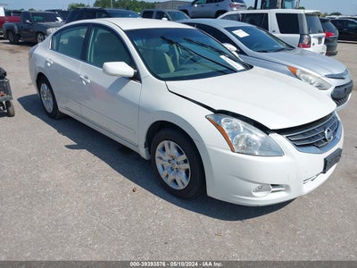 Nissan Altima 2012