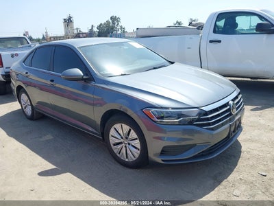 VOLKSWAGEN JETTA 2019