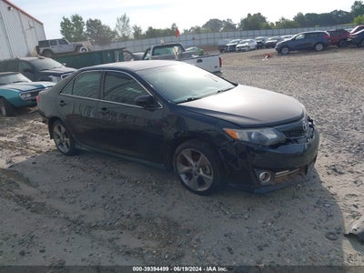 TOYOTA CAMRY 2014
