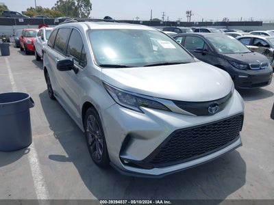 TOYOTA SIENNA 2021
