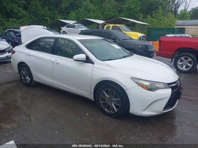 TOYOTA CAMRY 2015