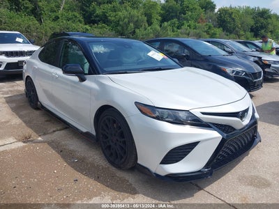 TOYOTA CAMRY 2024