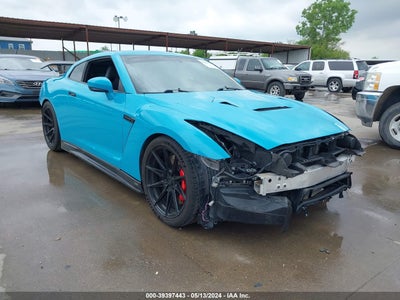 NISSAN GT-R 2013