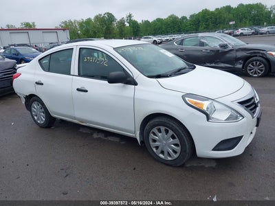 NISSAN VERSA 2015