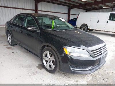 VOLKSWAGEN PASSAT 2012