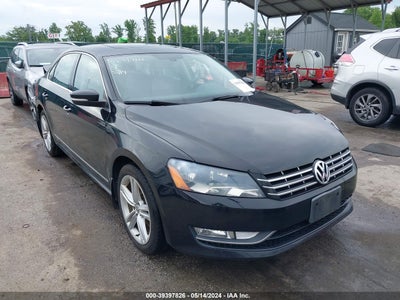 VOLKSWAGEN PASSAT 2015
