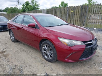 TOYOTA CAMRY 2015