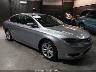 CHRYSLER 200 2015