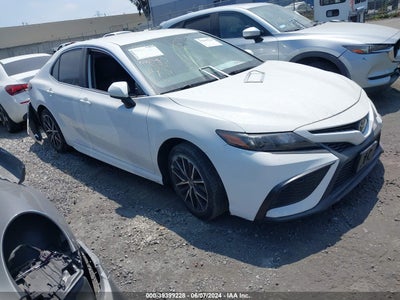 TOYOTA CAMRY 2021