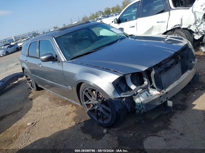 DODGE MAGNUM 2005
