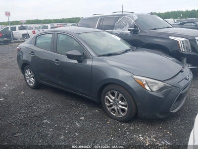 Scion Ia 2016