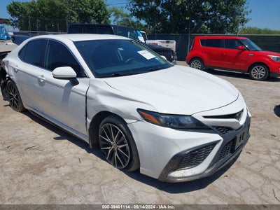 TOYOTA CAMRY 2021