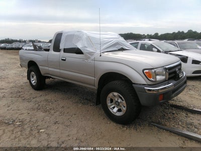 TOYOTA TACOMA 2000