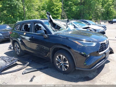 TOYOTA HIGHLANDER 2023