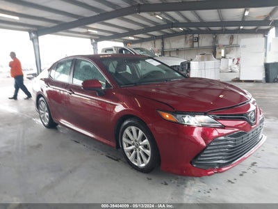 TOYOTA CAMRY 2018