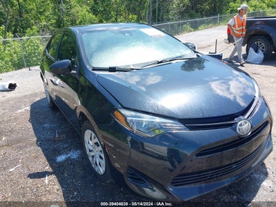 TOYOTA COROLLA 2018