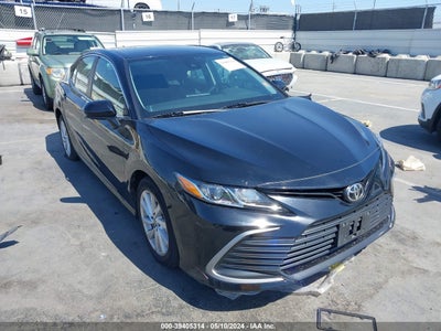 TOYOTA CAMRY 2021