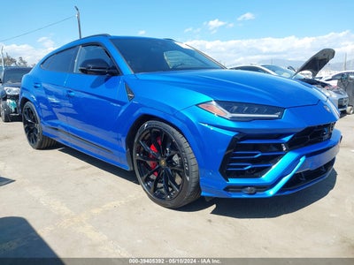 LAMBORGHINI URUS 2022