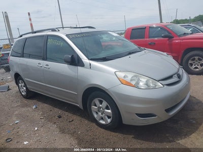 TOYOTA SIENNA 2008