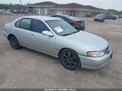 Nissan Altima 2001