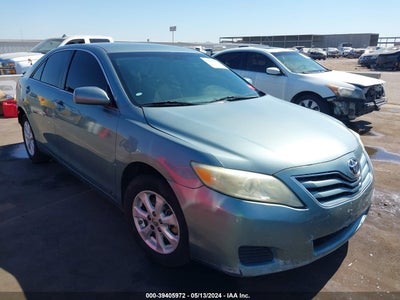 TOYOTA CAMRY 2011