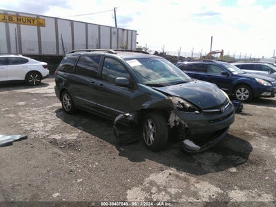 TOYOTA SIENNA 2005