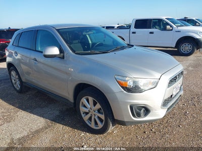 Mitsubishi Outlander sport 2015